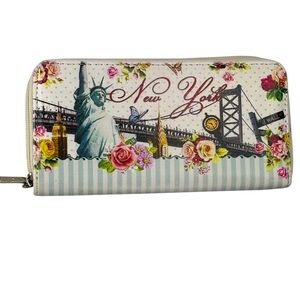 Robin Ruth New York Graphic Patterned multi pocket 4 card Holder Wallet